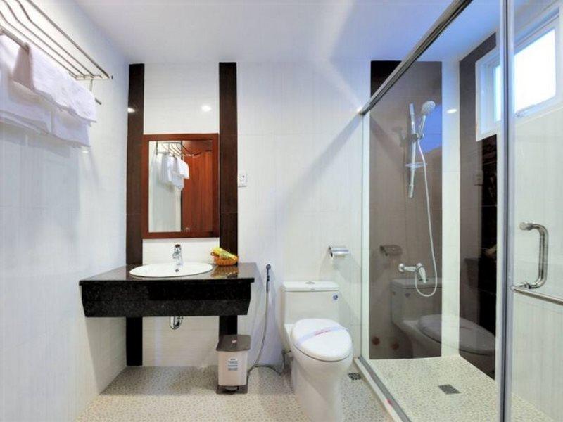 U And Me Hotel Tan Phong Kültér fotó
